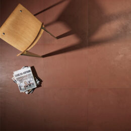 incontro-terracotta In Use